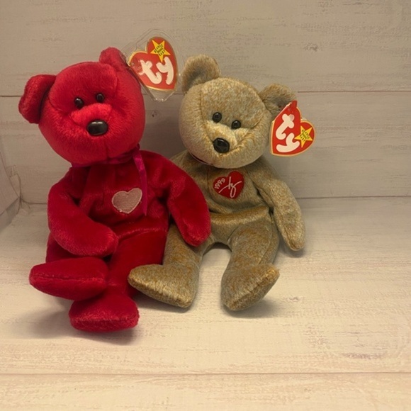 Valentina Rare Bennie baby and the 1999 signature bear - Picture 1 of 13